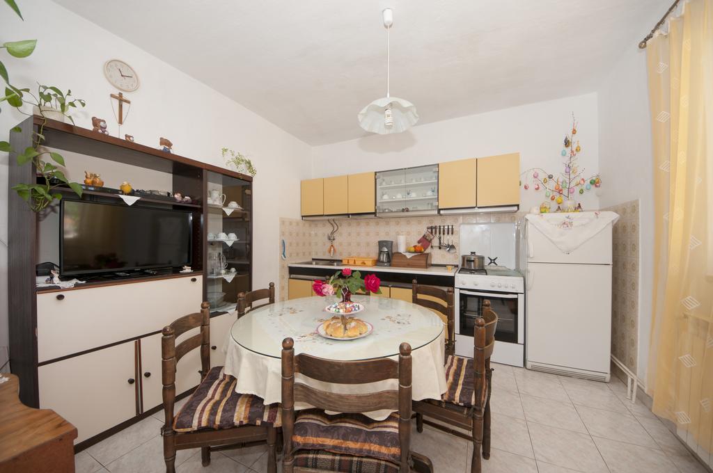 Apartments Gorana สปลิตสกา ภายนอก รูปภาพ
